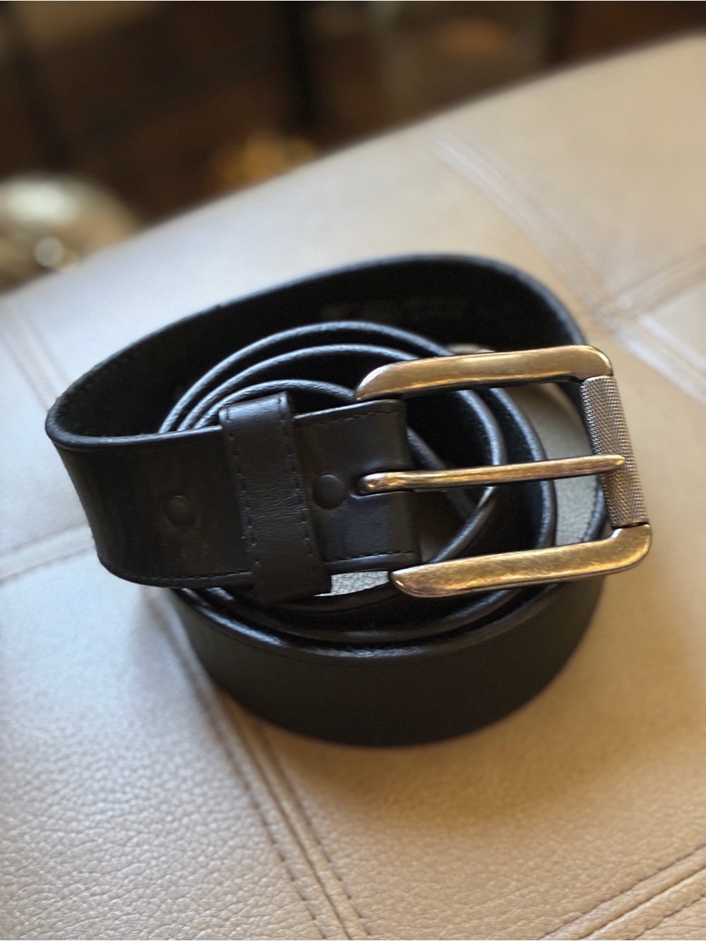 Black Leather Men's Belt with Brushed Metal Buckle